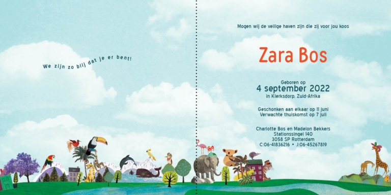 adoptie kaartje met vliegtuigje rondom een wereldbol