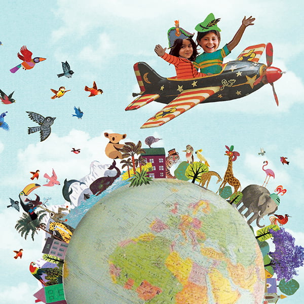 Geboortekaartje met kleurrijke wereldbol en grote broer zus in vrolijk vliegtuig