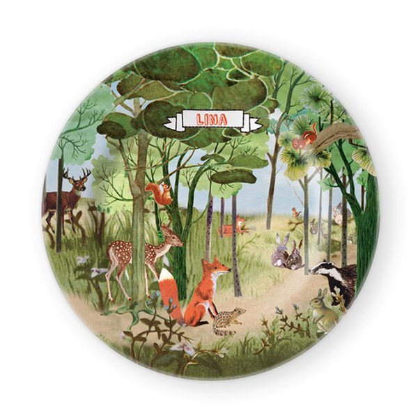 Kinderbord ontbijtbord melamine polymeer feestbord geboortebord bordje taartvorm kerst pasen sinterklaas feestdagen servies Origineel uniek feest vintage retro poesie nostalgie gezellig vrolijk kleurrijk stoer schattig nostalgisch fantasie creatief art kunst illustratie illustration gouden boekje kijkplaat zoekprent zoekplaat zoekboek kinderboek festival reizen gepersonaliseerd Bloemen dieren broer zus kindje meisje jongen genderneutraal gender neutraal cultuur huidskleur zwart donker Turks Chinees halfbloed Marokkaans Surinaams Antilliaans dieren bos vos hert das egel konijn