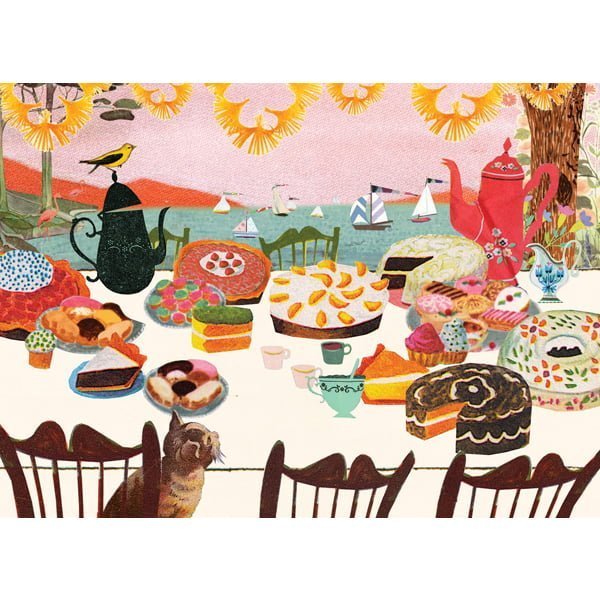 sfeervolle verjaardag ansichtkaart met een tafel vol taart gebak cake thee en koffie aan een baai met ondergaande zon; een heerlijk tafereel om te sturen naar een jarige