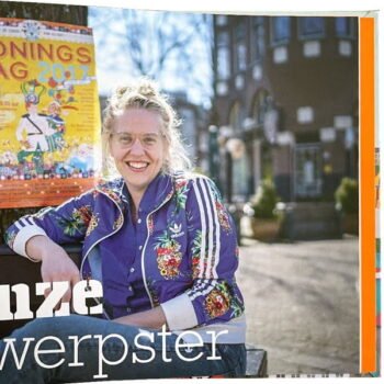 omslag voor het jubileumboek van liskids koningsdag viering